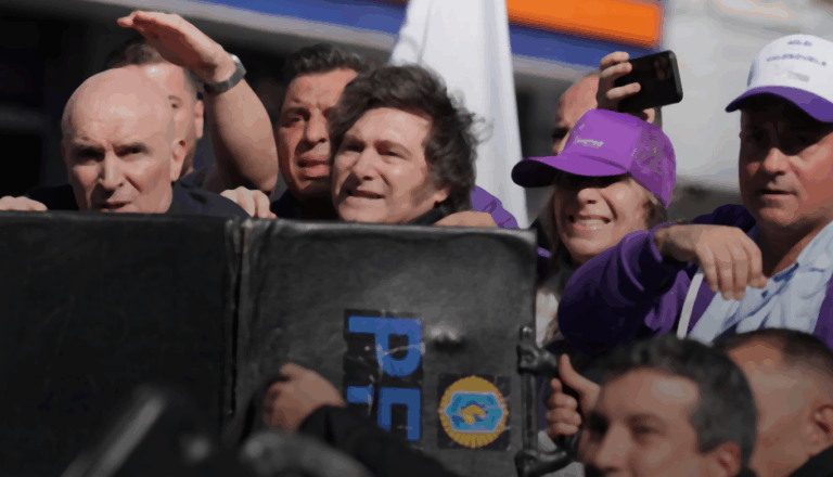 Lee más sobre el artículo Del insulto a los golpes: la irrefrenable dinámica de la violencia