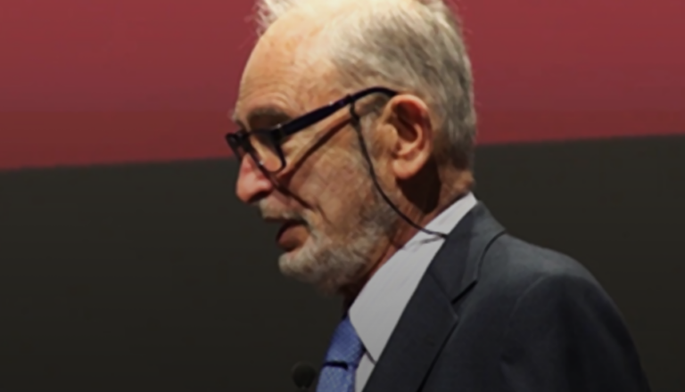 Lee más sobre el artículo Anatomía de un falso profeta: el legado autoritario de Paul Ehrlich, padrino del catastrofismo climático