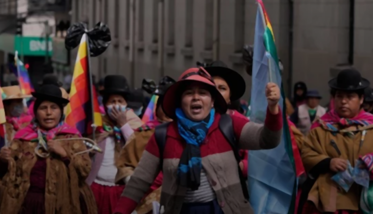 Lee más sobre el artículo Bolivia se acerca peligrosamente a la categoría de Estado fallido y podría contagiar a Perú