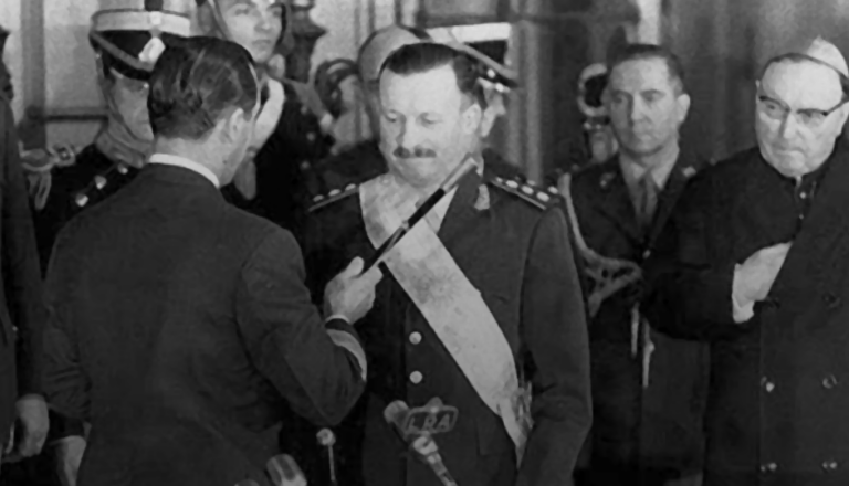 Lee más sobre el artículo 60 años de la «Revolución Argentina»