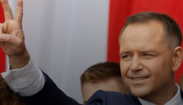 Lee más sobre el artículo Polonia dice «no» al matrimonio gay: dos decisiones en pocas semanas desafían la presión europea