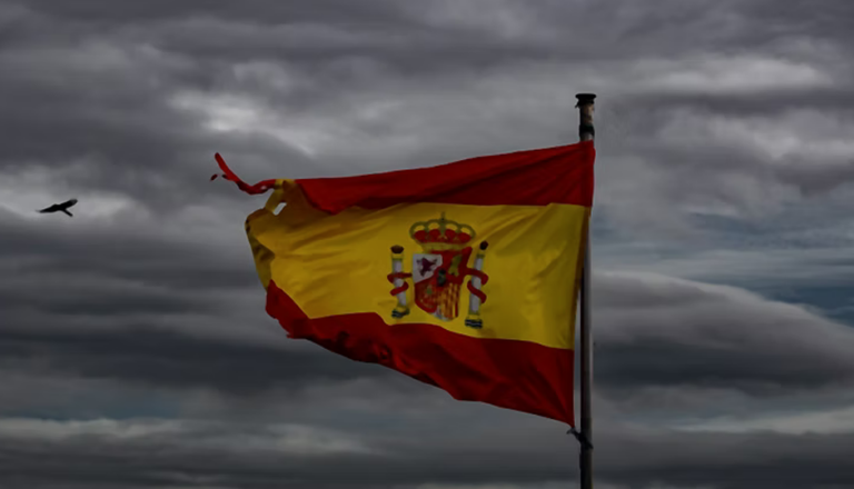 Lee más sobre el artículo Oscuridad sobre España